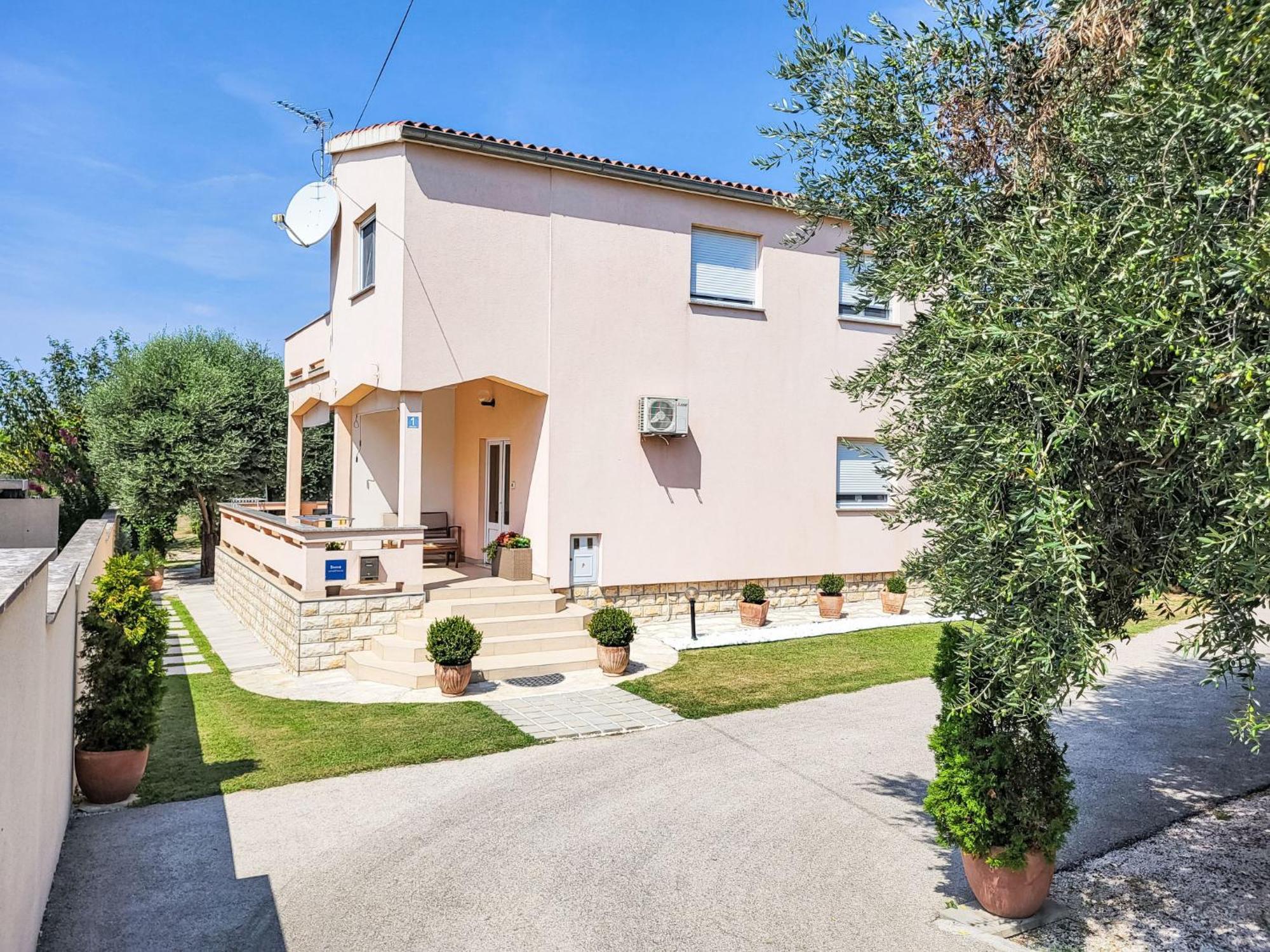 Holiday Home Ive By Interhome Petrcane Exterior photo